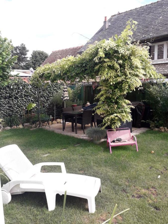 Aline Et Dim Panzió Mereville  Kültér fotó